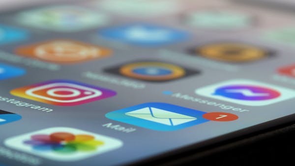 أفضل-منصات-التسويق-الإلكتروني-في-السعودية ما هي أفضل منصات التسويق الإلكتروني في السعودية؟