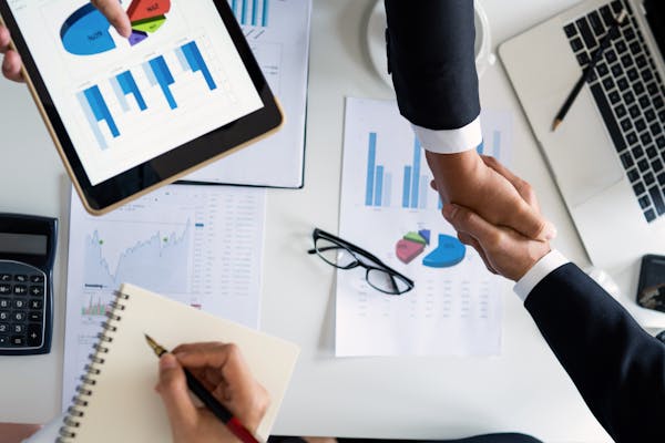 أفكار-للتسويق-الإلكتروني-بالسعودية 9 أفكار للتسويق الإلكتروني خارج الصندوق للنجاح